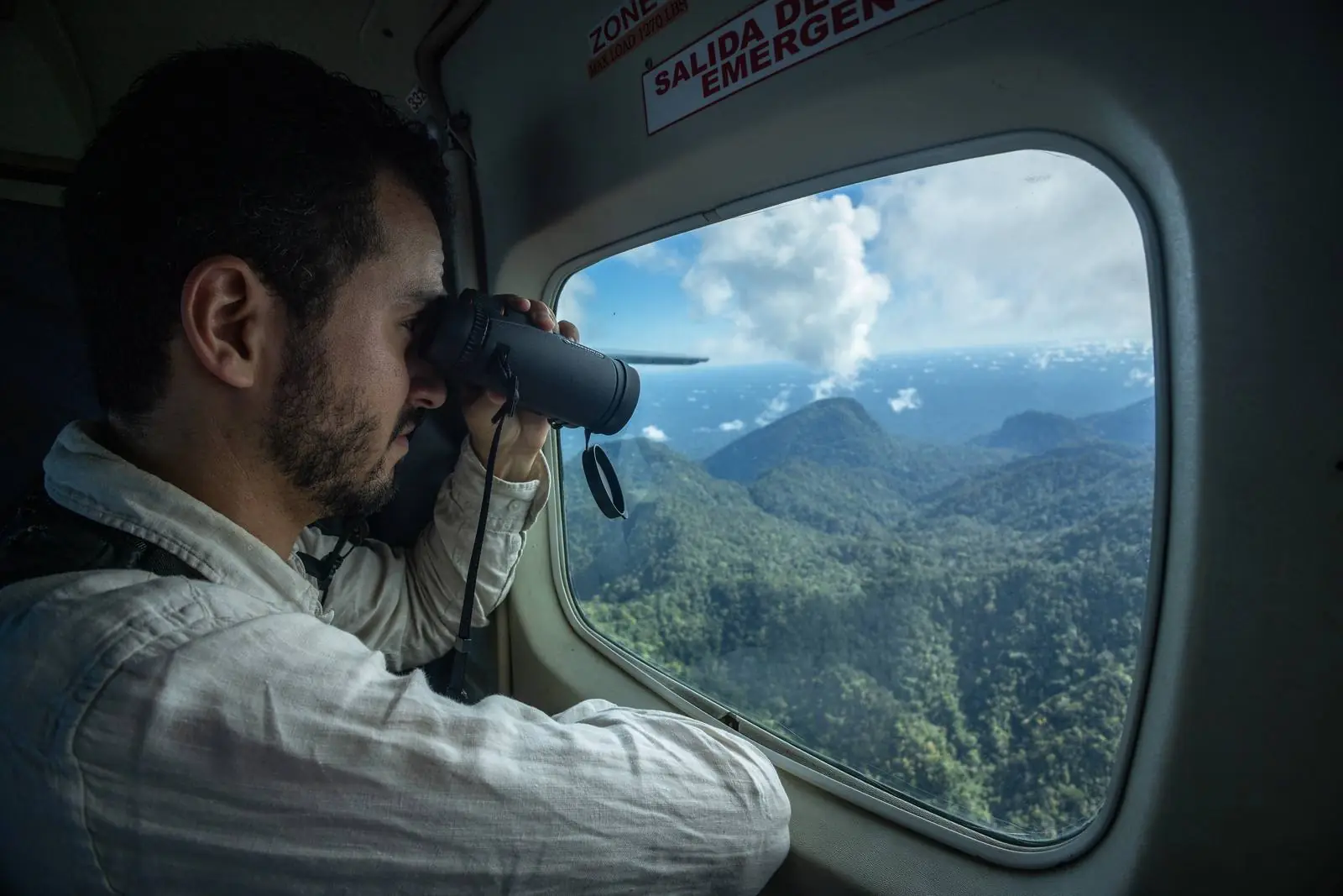 EU Commission Visit over Sierra del Divisor